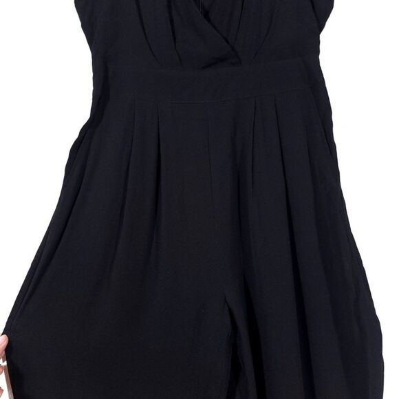 BLESSED ARE THE MEEK Long Island Pleated Diamond Back Jumpsuit in Black Medium - Picture 5 of 12